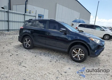 2017 Toyota Rav4 Xle из США, поврежденный, VIN JTMWFREV0HD096086